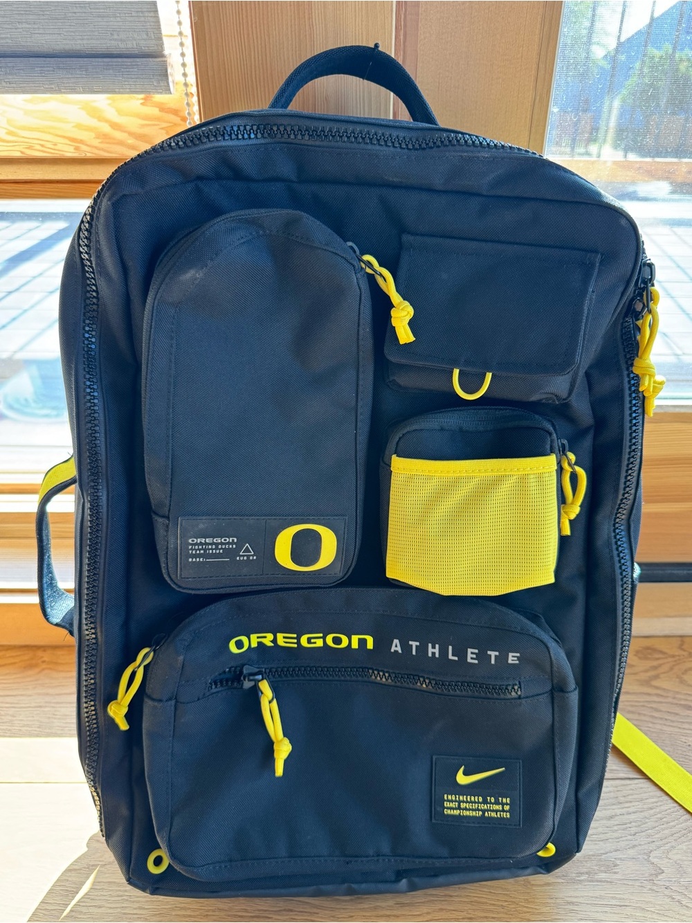 Oregon Ducks Nike Team Issue Exclusive Backpack NEW